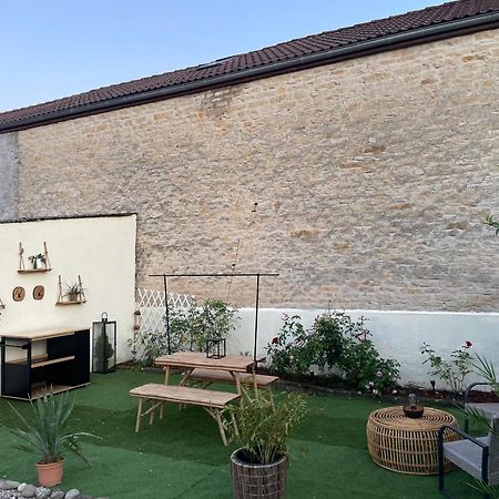 Le Chaumontais Ecolo Et Sa Terrasse Privee Apartment Chaumont  Exterior photo